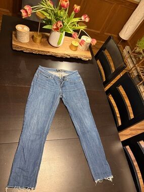 Levi's Straight Leg Jeans in Blue Wash
